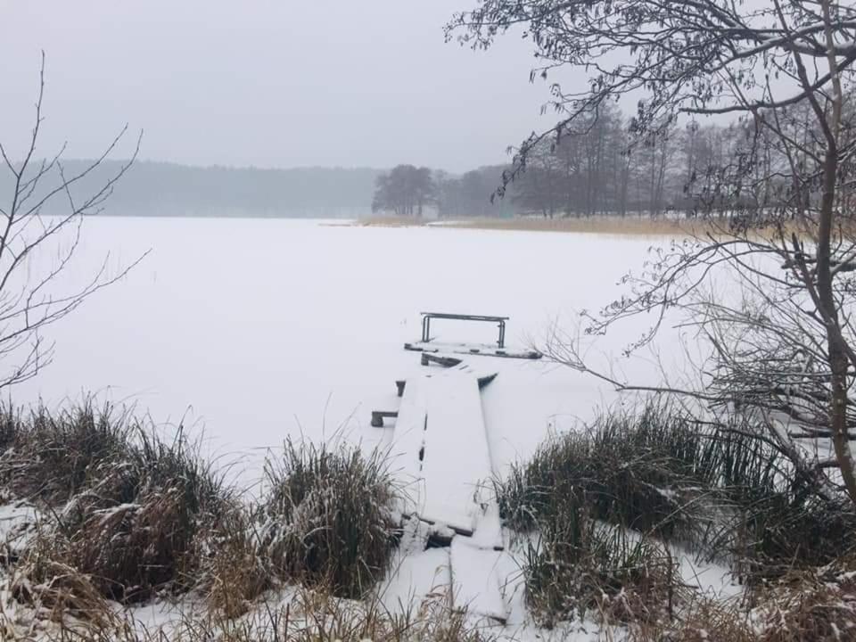 Apartament nad jeziorem Kolczewo Esterno foto